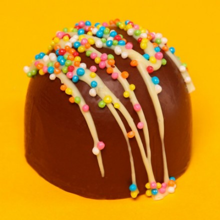 Шоколадная бомбочка «Для моей» с маршмеллоу