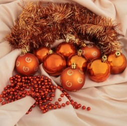 Распродажа! Набор новогодних елочных украшений &quot;Каприз&quot; пластик (9 шаров, мишура, бусы) оранжевый